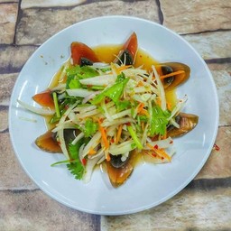 ยำไข่เยี่ยวม้า