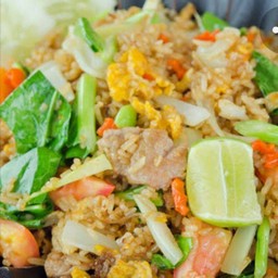 [อร่อยซ่ากับโค้ก] ข้าวผัดหมู +  โค้ก ออริจินัล (กระป๋อง)