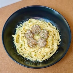 Creamy Meat Ball Fettuccine