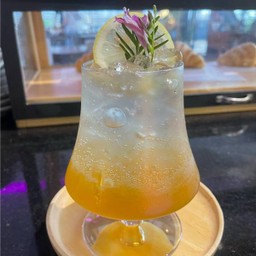 Honey lemon lime soda