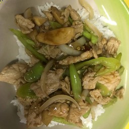 ผัดพริกอ่อนหมู