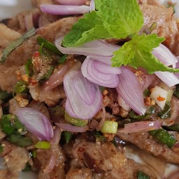 ข้าวน้ำตกสันคอหมู