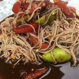 ตำขนมจีน