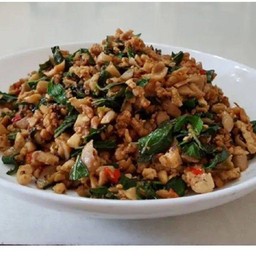 กะเพราเห็ดรวมเจราดข้าว