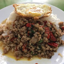 ข้าวกระเพราหมูสับ-ไข่ดาว