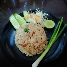 ข้าวผัดเนื้อ