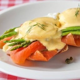 เอ๊กเบเนดิกท์และแซลม่อนรมควัน