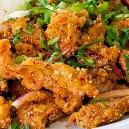 ยำไก่แซ่บ