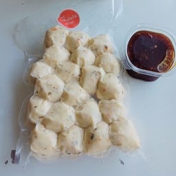 ลูกชิ้นไก่สาหร่ายสด (ทอดทานเอง)