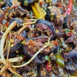 ผัดเผ็ดปลาไหล