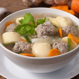 (43)แกงจืดผักกาดขาวเต้าหู้หมูสับ 豆腐猪肉碎汤