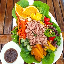 สลัดทูน่า