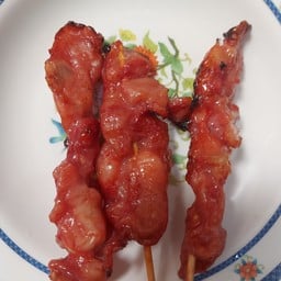 น้องมายหมูปิ้ง