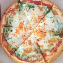 Madam Pizza สาขา2 @ซากยายจีน