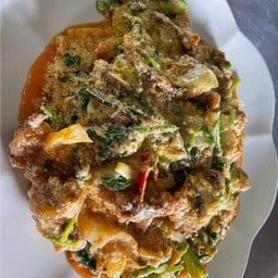 ปูนิ่มผัดผงกะหรี่