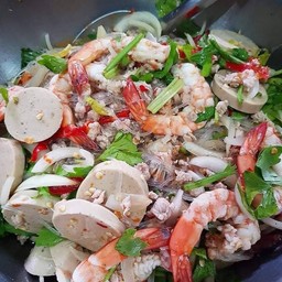 ยำวุ้นเส้นกุ้งหมูยอหมูสับ