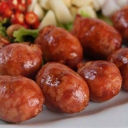 ไส้กรอกเปรี้ยว