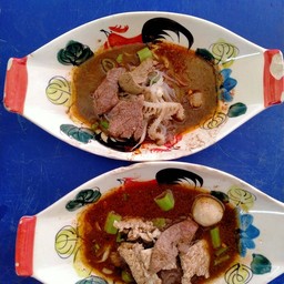 ก๋วยเตี๋ยวเรือหน้าสตาร์อินน์