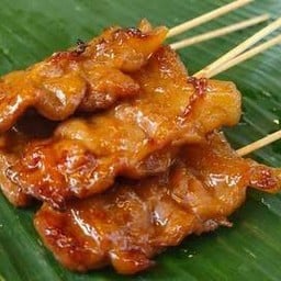 ข้าวเหนียวหมูปิ้ง-แบมแบม