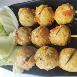 ลูกชิ้นไก่ปิ้ง