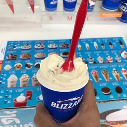 Dairy Queen ® โลตัสนครพนม