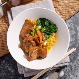 บะหมี่ซี่โครงหมูอบ