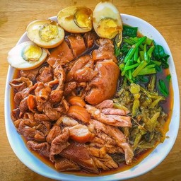 ข้าวขาหมู คากิ+หนัง+ไข่