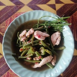 ลำแต้ อาหารเหนือ ลาบ หลู้ ข้าวซอย น้ำเงี้ยว