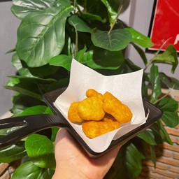 นักเก็ตไก่ (6 ชิ้น)