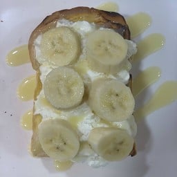 เนย-วิปครีมกล้วย