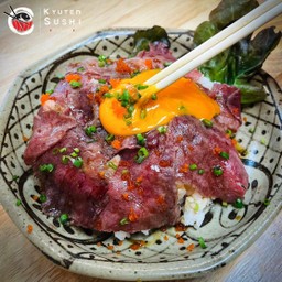 ข้าวหน้าเนื้อพรีเมี่ยม