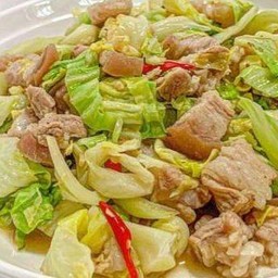 ผัดกระหล่ำกับข้าว[เลือกเนื้อสัตว์ได้ค่ะ]