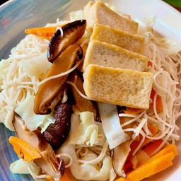 ผัดหมี่ฮ่องกงมังสวิรัติ
