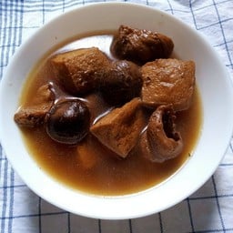 คุณต่ายขายขนม