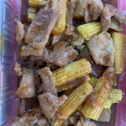 ผัดหมูน้ำมันหอย