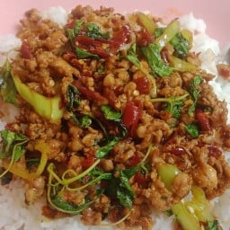 พี่ตั๊กลูกชิ้นทอด&อาหารตามสั่ง