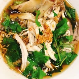 ก๋วยเตี๋ยวไก่เนื้อหนัง