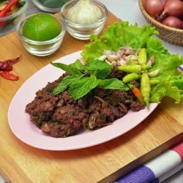 ก้อยเนื้อคั่ว