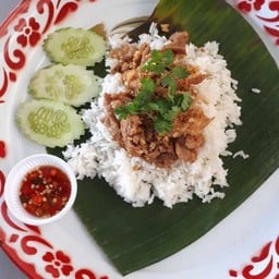 ข้าวไก่กระเทียม