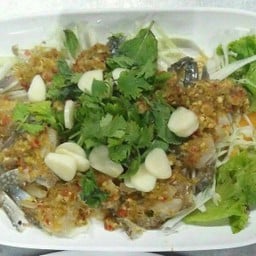 ปูม้า แช่ น้ำปลา