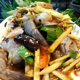 ยำมะม่วงกุ้งสด