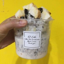57cafe and kitchen