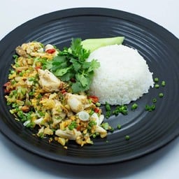 ข้าวปูผัดพริกเกลือ