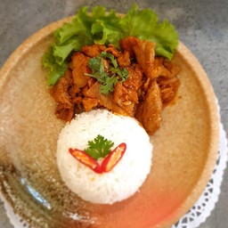 ข้าว หมูผัดซอสเกาหลี