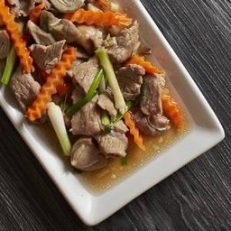 เนื้อผัดน้ำมันหอย