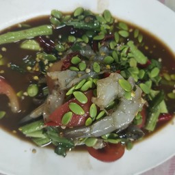 ตำกุ้งสด