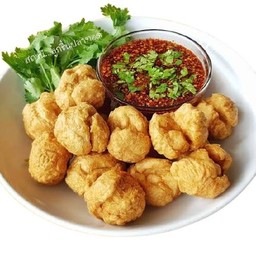 ลูกชิ้นปลา (ทอด-ลวก)