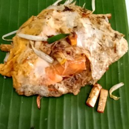 ผัดไทย พิเศษเส้น