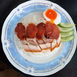 ข้าวหมูกรอบ+กุนเชียง