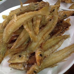 ปลาทรายทอดกรอบ